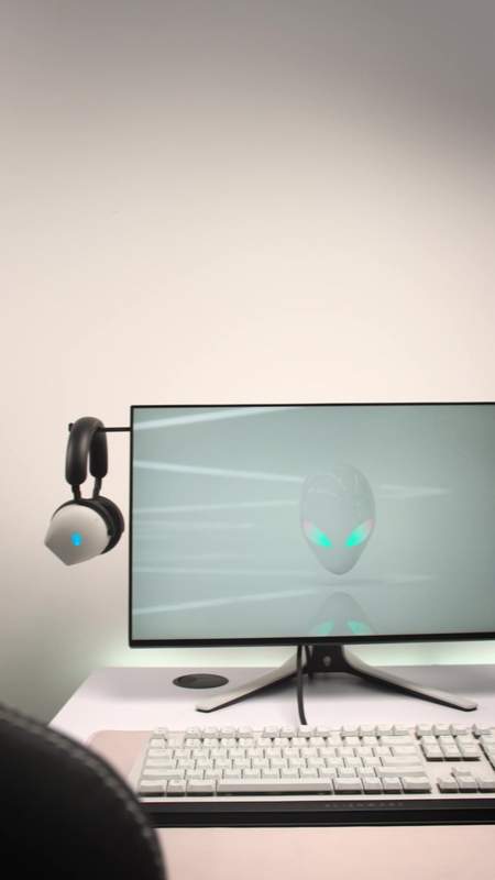 Alienware Facebook ad
