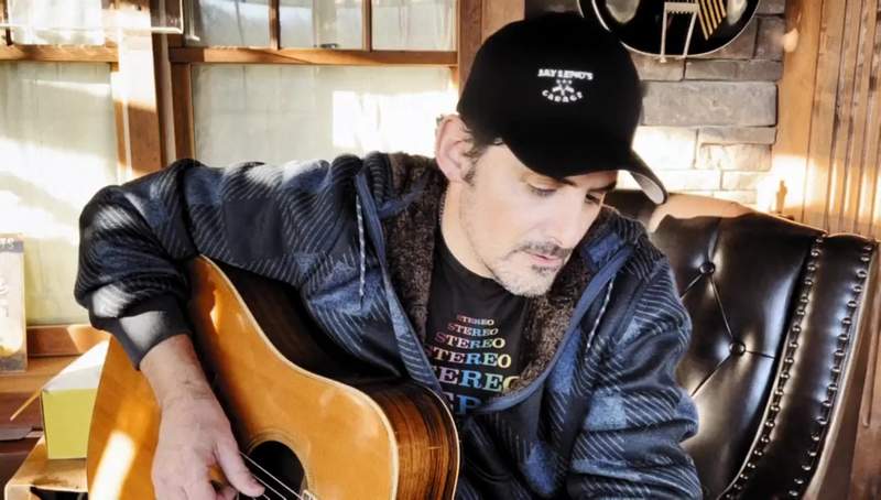 Brad Paisley Facebook ad